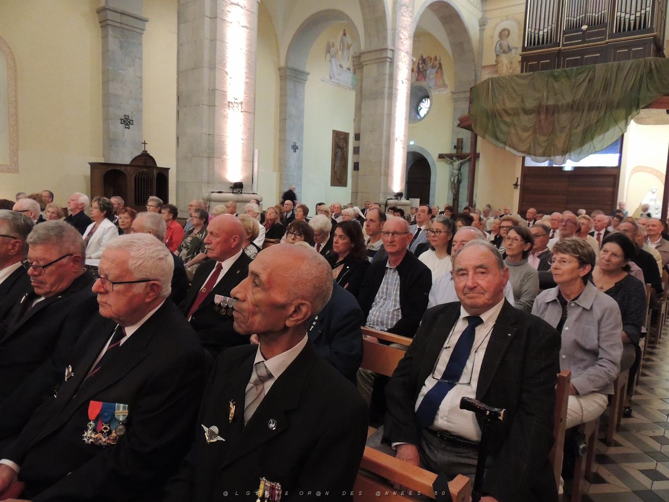 2018 10 06 LA GARDE FETE DE LA ST MICHEL PATRON DES PARACHUTISTES (58).JPG -           